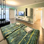 Apartmán Grosse 3-zimmer Wohnung, Zentrale Lage. *