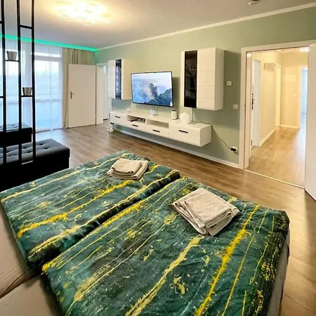 Grosse 3-zimmer Wohnung, Zentrale Lage. *