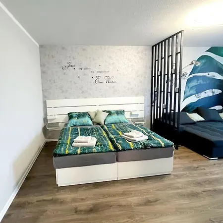 Grosse 3-zimmer Wohnung, Zentrale Lage. Lägenhet *
