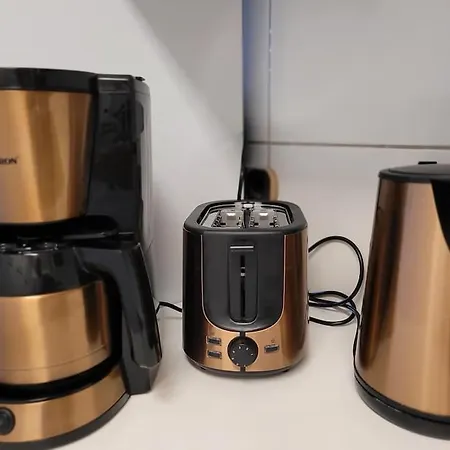 Grosse 3-zimmer Wohnung, Zentrale Lage. 아파트 뮬하임안더루