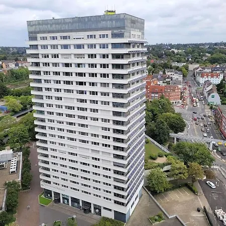 Grosse 3-zimmer Wohnung, Zentrale Lage. *