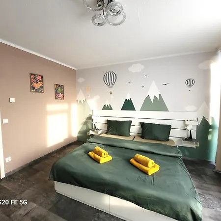 Grosse 3-zimmer Wohnung, Zentrale Lage. *