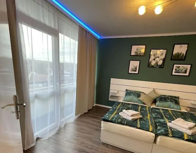 Grosse 3-zimmer Wohnung, Zentrale Lage. *