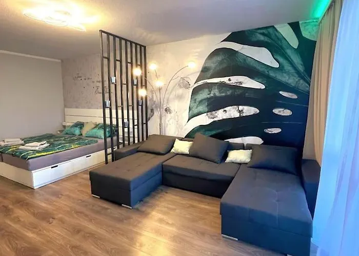 Grosse 3-zimmer Wohnung, Zentrale Lage. Appartement