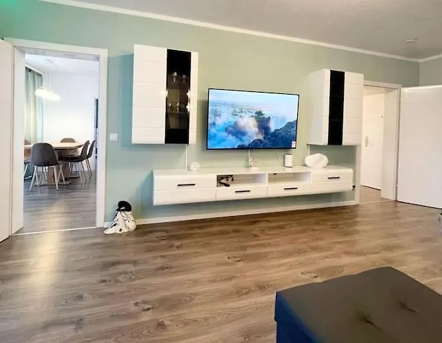 Grosse 3-zimmer Wohnung, Zentrale Lage. * Mülheim an der Ruhr