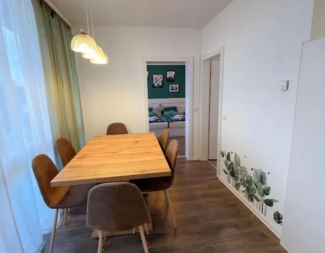 Grosse 3-zimmer Wohnung, Zentrale Lage. Appartement *