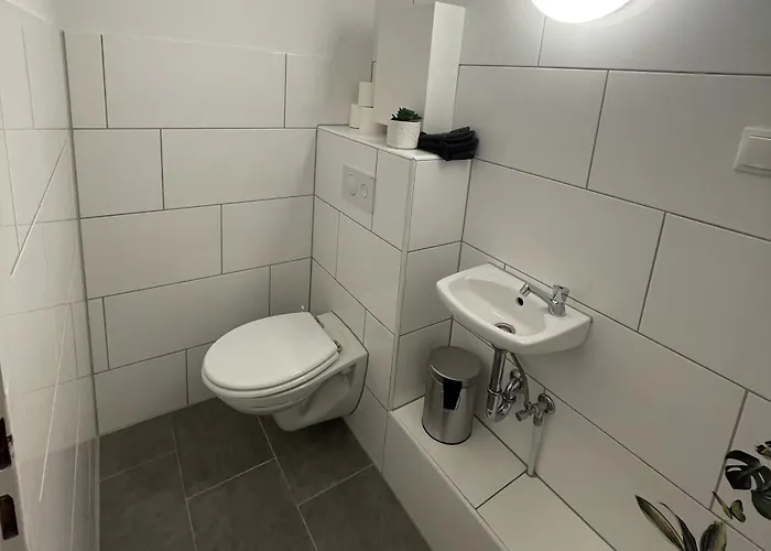 Grosse 3-zimmer Wohnung, Zentrale Lage. Mülheim an der Ruhr