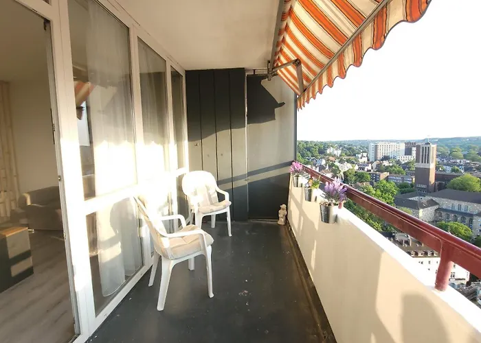 Appartement Grosse 3-zimmer Wohnung, Zentrale Lage. Mülheim an der Ruhr