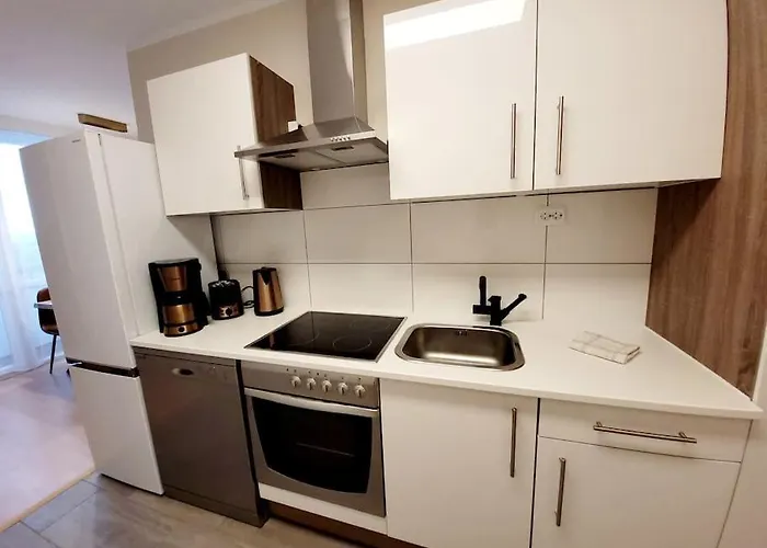 Grosse 3-zimmer Wohnung, Zentrale Lage. Mülheim an der Ruhr