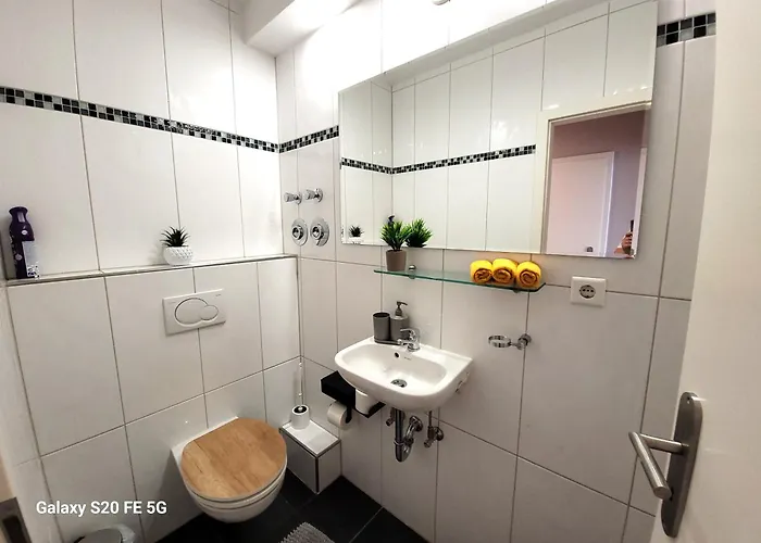 Grosse 3-zimmer Wohnung, Zentrale Lage. Mülheim an der Ruhr