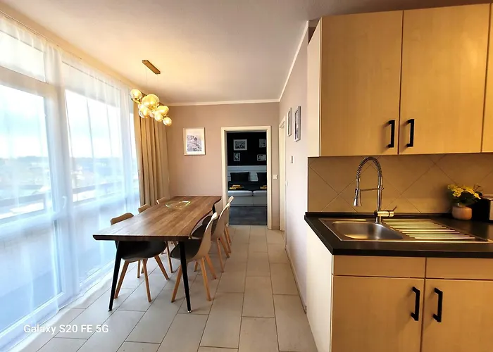 Appartement Grosse 3-zimmer Wohnung, Zentrale Lage.