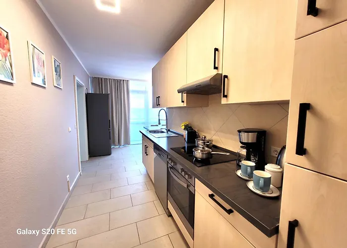 Grosse 3-zimmer Wohnung, Zentrale Lage. Appartement
