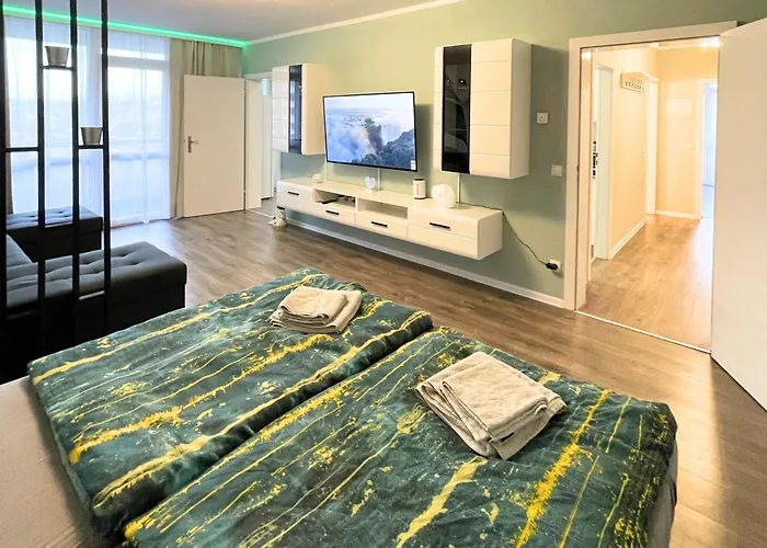 Appartement Grosse 3-zimmer Wohnung, Zentrale Lage. *
